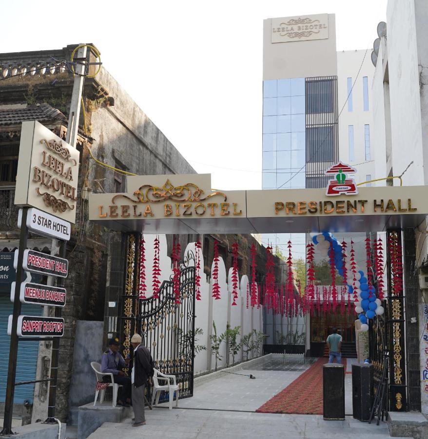 Leela Bizotel Junagadh Exteriör bild